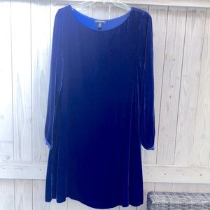 EILEEN FISHER Sapphire Velvet Dress w/satin trim cuffs size S/P. worn once.